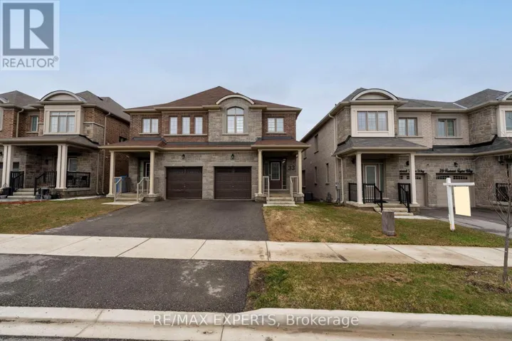 33 FREDERICK TAYLOR WAY, East Gwillimbury (Mt Albert), Ontario L0G1M0