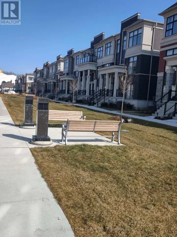 35 WUHAN LANE, Markham (Wismer), Ontario L6E0V4