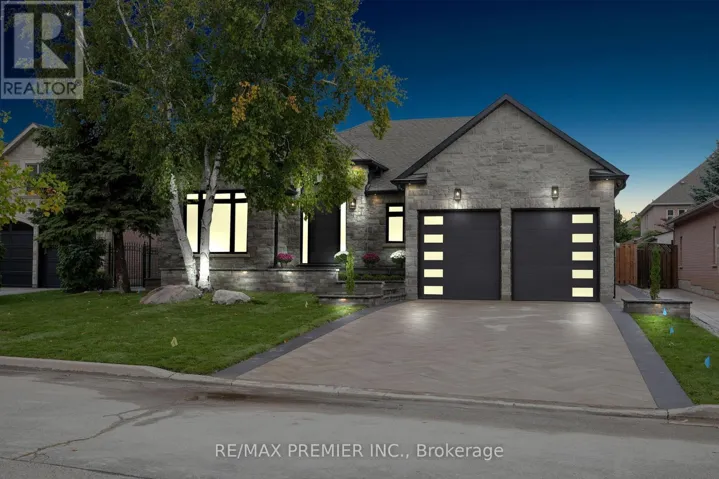 19 POLO CRESCENT, Vaughan (East Woodbridge), Ontario L4L8W6