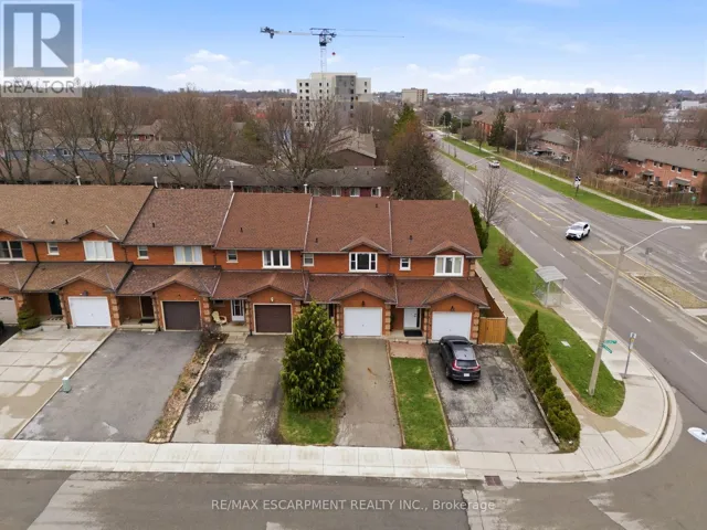 165 ESSLING AVENUE, Hamilton (Barnstown), Ontario L9B2H9