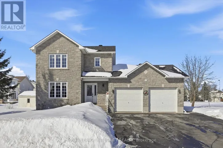 36 FRONTENAC BOULEVARD, Russell, Ontario K0A1W0