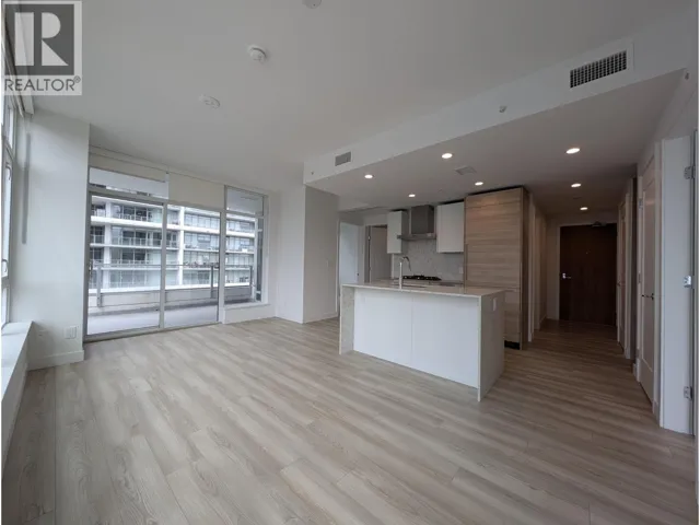 801 2381 BETA AVENUE, Burnaby, British Columbia V5C5N1