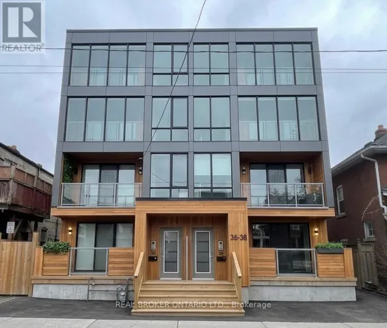 36 BRUCE STREET, Oshawa (Central), Ontario L1H1P7