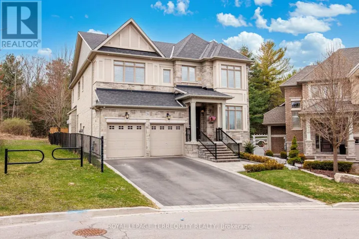 244 FREDERICK CURRAN LANE, Newmarket (Woodland Hill), Ontario L3X0B9