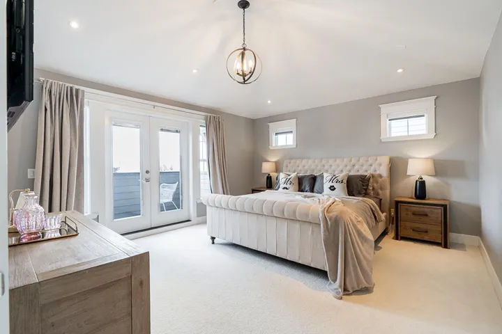 15708 MOUNTAIN VIEW DRIVE, Surrey, British Columbia V3Z0C6