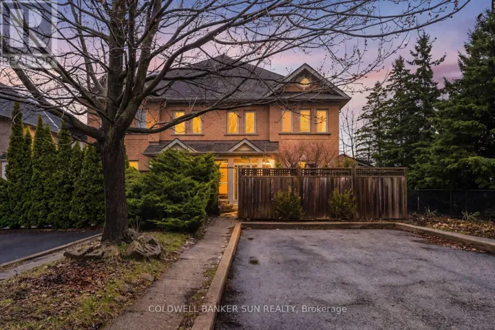 240 PRESSED BRICK DRIVE, Brampton (Brampton North), Ontario L6V4L3