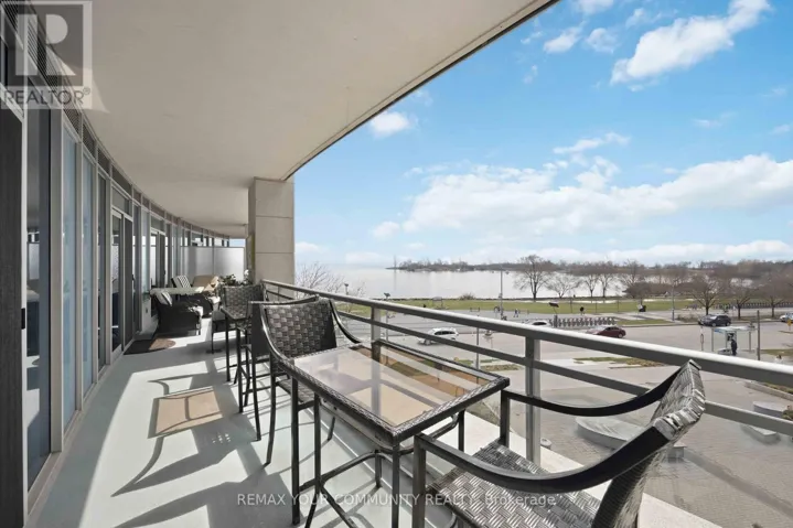 215 - 58 MARINE PARADE DRIVE, Toronto (Mimico), Ontario M8V4G1