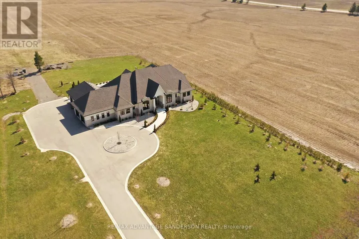 13419 THIRTEEN MILE ROAD, Middlesex Centre, Ontario N0M1P0