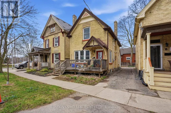 6 VICTOR STREET, London South (South F), Ontario N6C1B7