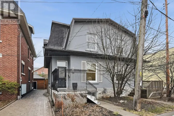 138 KEEFER STREET, Ottawa, Ontario K1M1T8