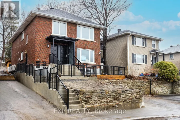 142 YOUNG STREET, Ottawa, Ontario K1Y3P9