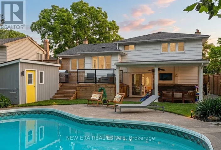 2611 TRUSCOTT DRIVE, Mississauga (Clarkson), Ontario L5J2B6