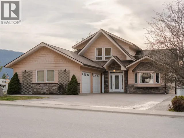 449 Hampton Gray Place, Nelson, British Columbia V1L7A8