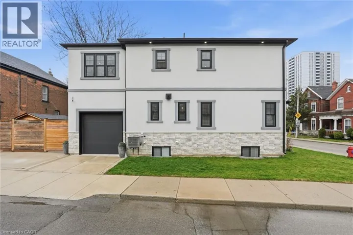 109 RAY Street N, Hamilton, Ontario L8R2Y1