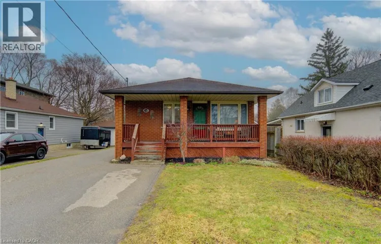 45 FIFTH Avenue, Kitchener, Ontario N2C1P5