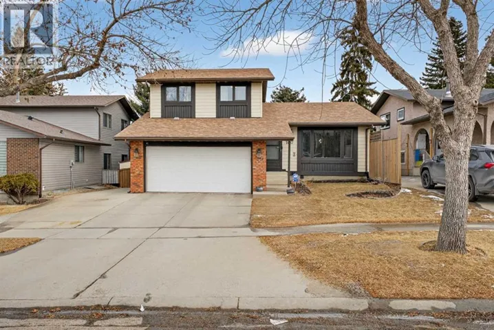 1480 Berkley Drive NW, Calgary, Alberta T3k1T8