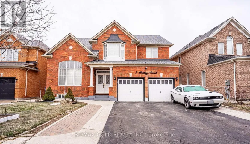 7 BETTEY ROAD, Brampton (Vales of Castlemore), Ontario L6P1S9