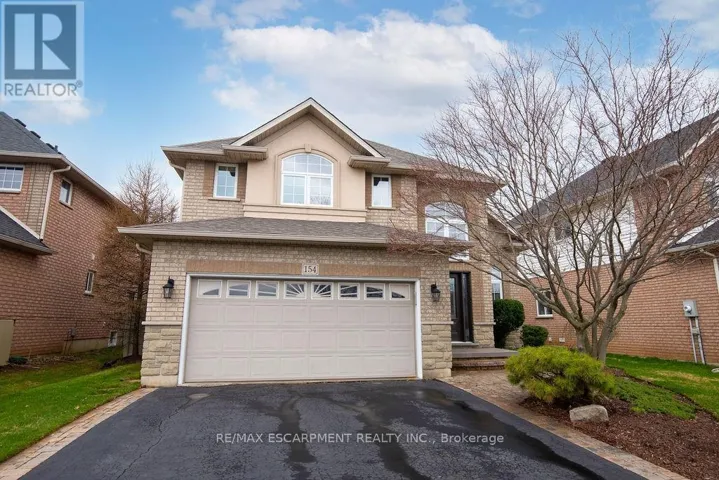 154 THOROUGHBRED BOULEVARD, Hamilton (Meadowlands), Ontario L9K1M9