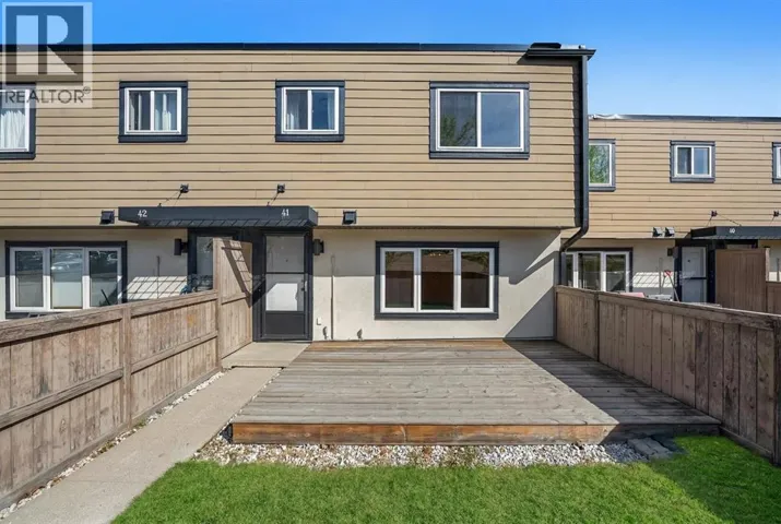 41, 3809 45 Street SW, Calgary, Alberta T3E3H4