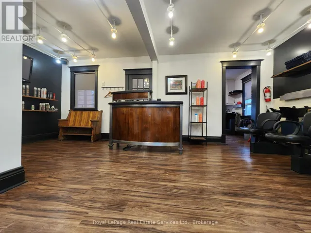 992 KING STREET W, Hamilton (Westdale), Ontario L8S1L1