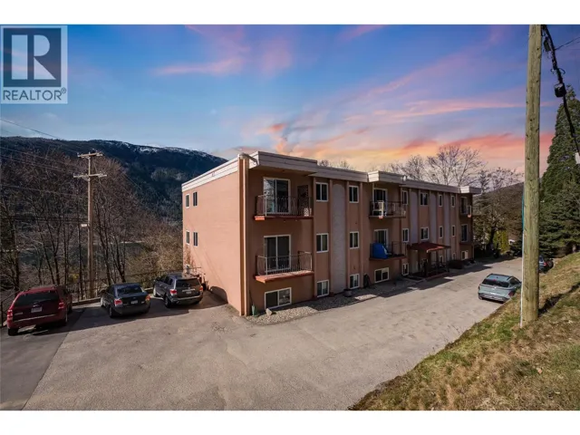 191 TREVOR Street Unit# 402, Nelson, British Columbia V1L2W2