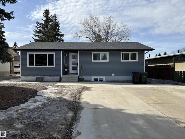 4 EAGLE DR, Sherwood Park, Alberta T8A0E2