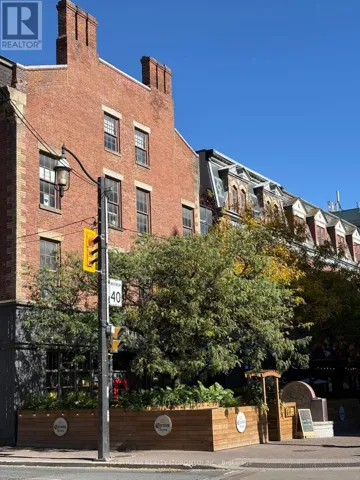 302 - 100 FRONT STREET E, Toronto (Moss Park), Ontario M5A1E1