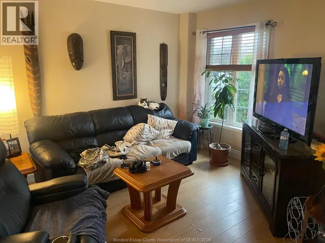 1010 LEMONWOOD CRESCENT, Windsor, Ontario N9A2R7