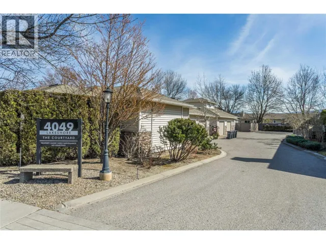 4049 LAKESHORE Road Unit# 102, Kelowna, British Columbia V1W1V7