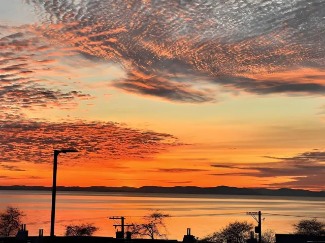 1246 OXFORD STREET, White Rock, British Columbia V4B5G8