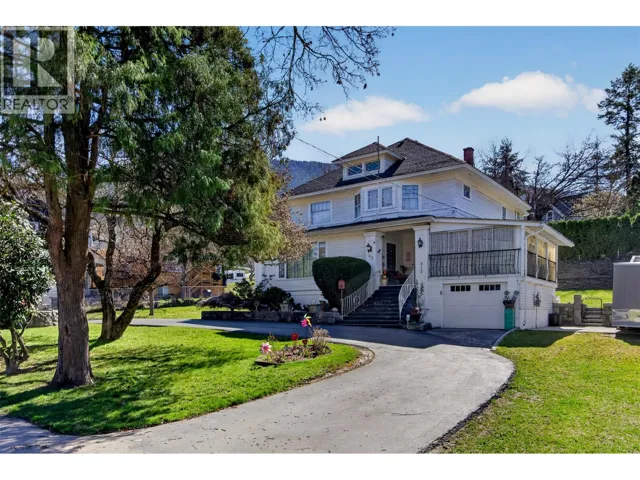 312 Latimer Street, Nelson, British Columbia V1L4T6