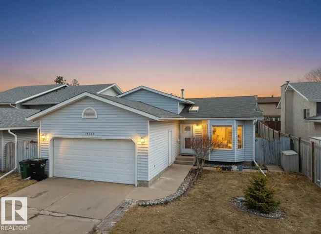 14523 32 ST NW, Edmonton, Alberta T5Y2L2
