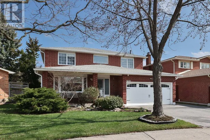 2031 PEN STREET, Oakville (RO River Oaks), Ontario L6H3L2