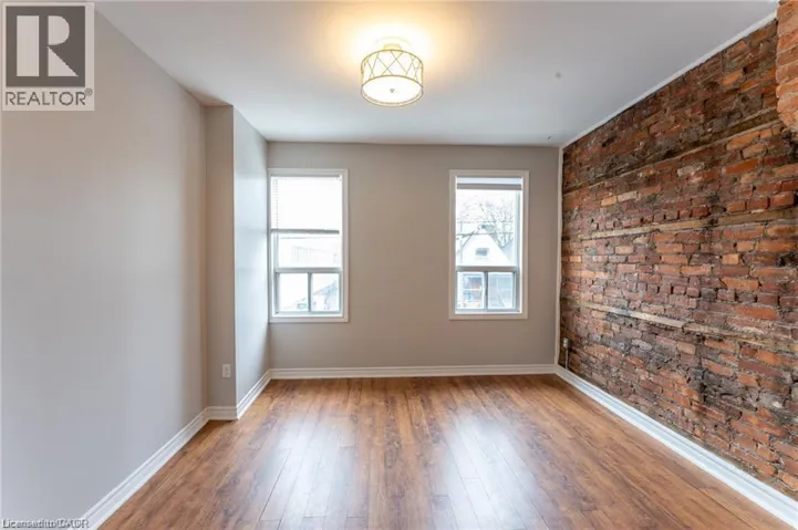 141 WELLINGTON Street N Unit# 2, Hamilton, Ontario L8R1N4