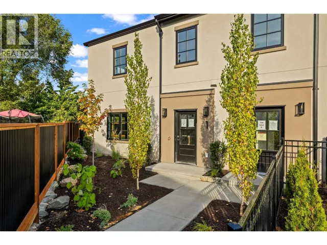 2957 Conlin Court Unit# 1, Kelowna, British Columbia V1Y7S7