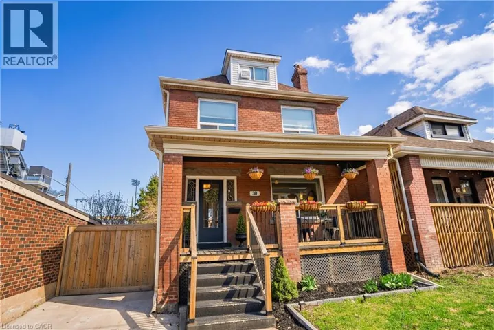 30 LOTTRIDGE Street, Hamilton, Ontario L8L6T5