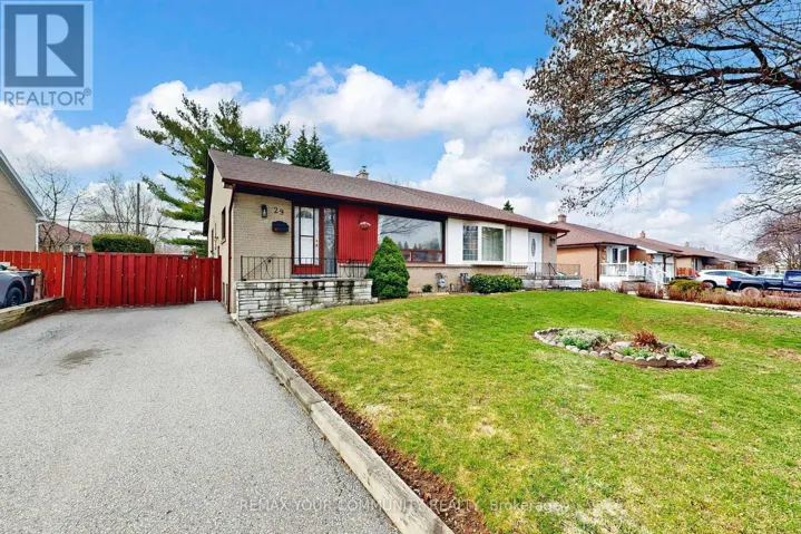 29 PINEMORE CRESCENT, Toronto (Parkwoods-Donalda), Ontario M3A1W5