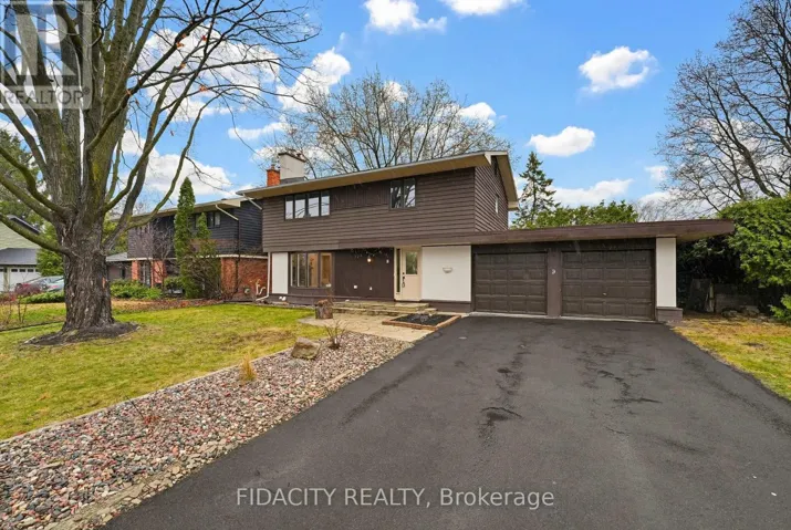 7 GAGNON COURT, Ottawa, Ontario K2K1A7