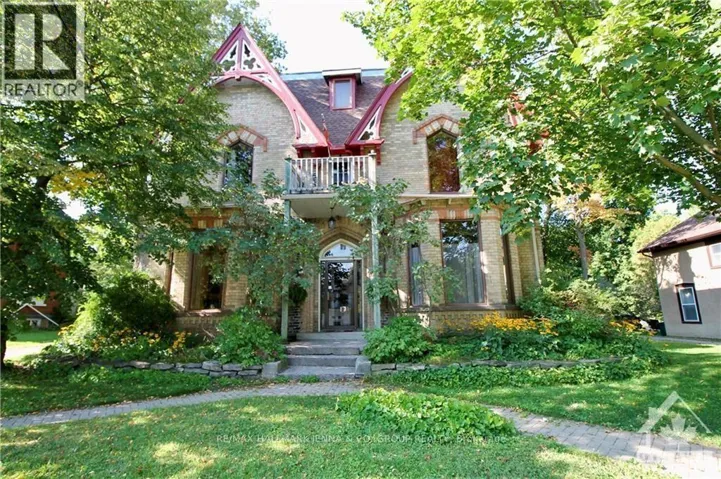 9 - 388 KING STREET W, Brockville, Ontario K6V3S6