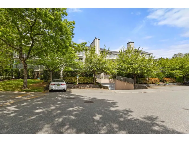 405 13680 84 AVENUE, Surrey, British Columbia V3W0T6