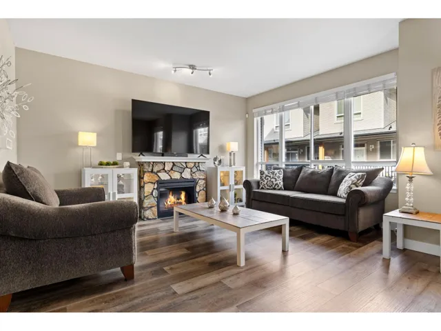 12 16772 61 AVENUE, Surrey, British Columbia V3S4P2