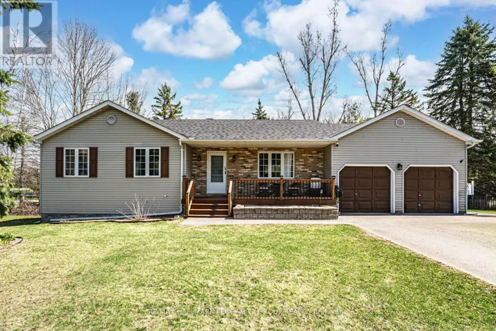 11 HICKORY LANE, Oro-Medonte (Sugarbush), Ontario L0K1E0