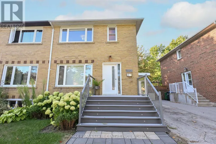 2179 WISEMAN COURT, Mississauga (Clarkson), Ontario L5J1P3