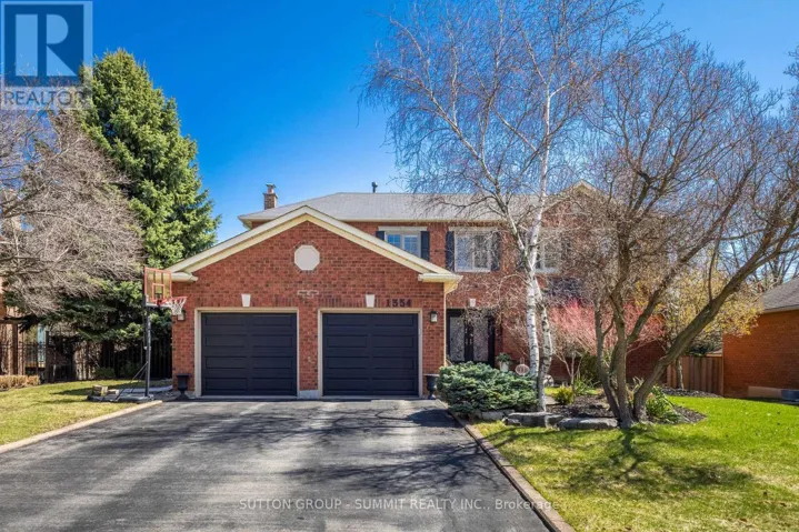 1354 WINTERBERRY DRIVE, Burlington (Tyandaga), Ontario L7P4T8