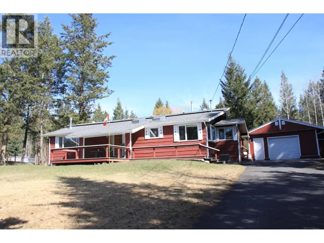 5035 HANSEN COURT, 108 Mile Ranch, British Columbia V0K2Z0