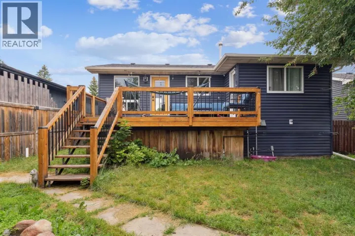 147 Falchurch Crescent NE, Calgary, Alberta T3J1J9