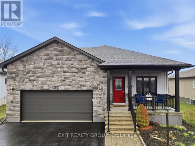12 DORCHESTER DRIVE, Prince Edward County (Wellington Ward), Ontario K0K3L0