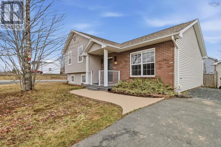 37 White Road, Enfield, Nova Scotia B2T1L4