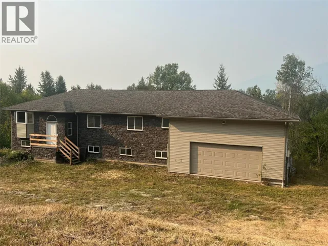 5423 3A Highway, Wynndel, British Columbia V0B2N0