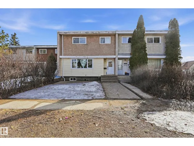 9031 133 Avenue NW, Edmonton, Alberta T5E1C4